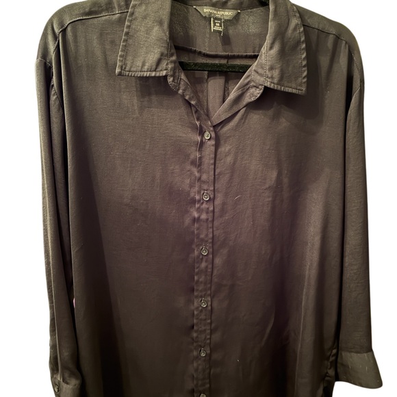 Banana Republic Classic Black Button Down Shirt - Picture 3 of 8
